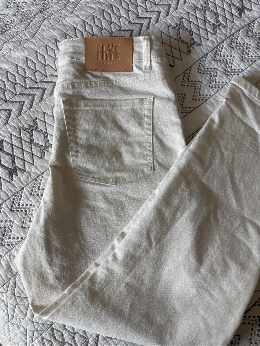 FRYE Off-White Straight-Leg Jeans